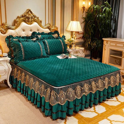 Set di copriletto invernale di sabbia da 4 pezzi di lusso con biancheria da letto ricamata per 2.0m 6.6 piedi