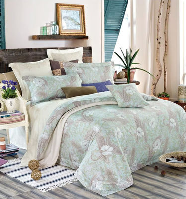Dimensioni personalizzate Tessuto Inverno Caldo Sabana Copertura di copriletto Set di Letto di lusso Queen Comforter Set
