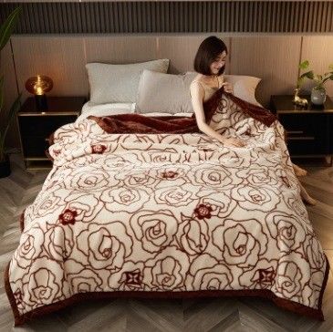 Stagionale tutto-stagione Raschel copertura Letto di lusso Stampato Casa camera da letto Fluffy lancio