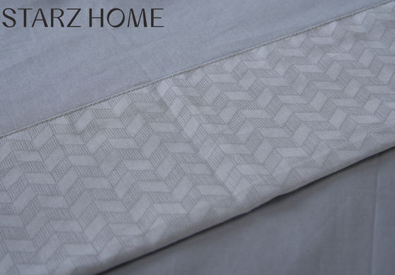 Set di biancheria da letto da hotel ricamata al 100% in colore cotone con costruzione permeabile all'aria