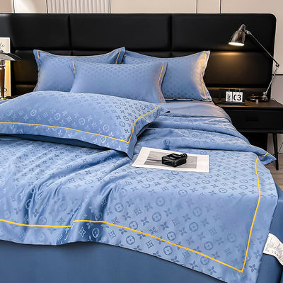 Confortevole e traspirante 200TC Satin Jacquard Quilt Set per le fresche notti estive