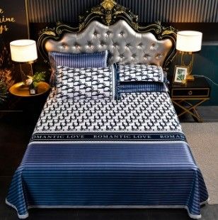 2024 Set di tappetini in seta di ghiaccio con kit di quattro pezzi per biancheria da letto moderna per matrimonio