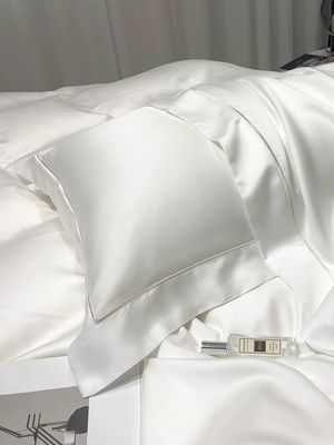 Grado A Termine di pagamento T/T Real Soft 100% poliestere cartone animato copertura di comodino da letto set di biancheria da letto in microfibra spazzolato