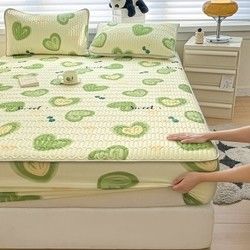 Vivi la sensazione di raffreddamento con il set di lenzuola di seta modello 2024 in stile europeo