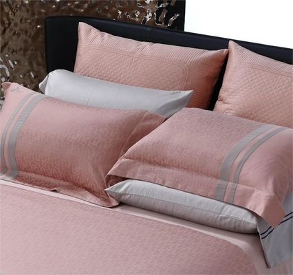 Norme nazionali di colore di qualità di cotone 4 pezzi di biancheria da letto set con copertura da letto di coperta
