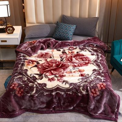Rimani caldo e confortevole con la nostra doppia spessa coperta da letto di velluto morbido
