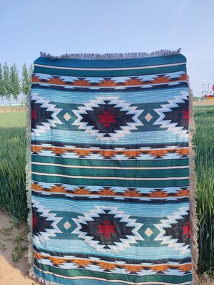 Migliora il tuo gioco di picnic con il nostro comodo e morbido set di coperte in stile americano