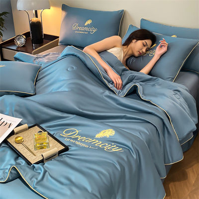 Silky Tencel Summer Quilt Set 4 Ice Silk Thin Quilts per lavaggio in macchina 60 Numero di tessuti