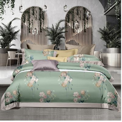 Colorato su misura 4 Pcs Polyester di lusso Tessuto piatto Soft Hotel Design Letto Set per King Bed