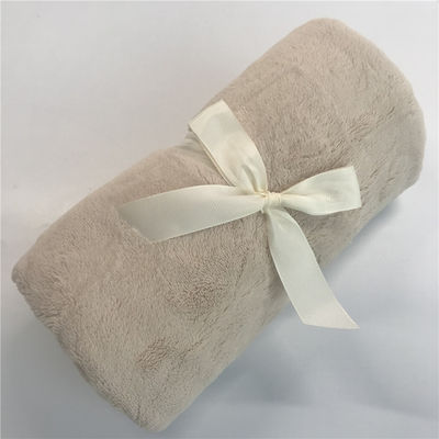 Migliora il comfort del tuo bambino con la nostra coperta per bambini a colori solidi ogni giorno