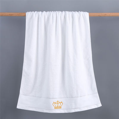 Logo personalizzato Spessore Platino Satin Towels per salone di bellezza di stile popolare e oltre