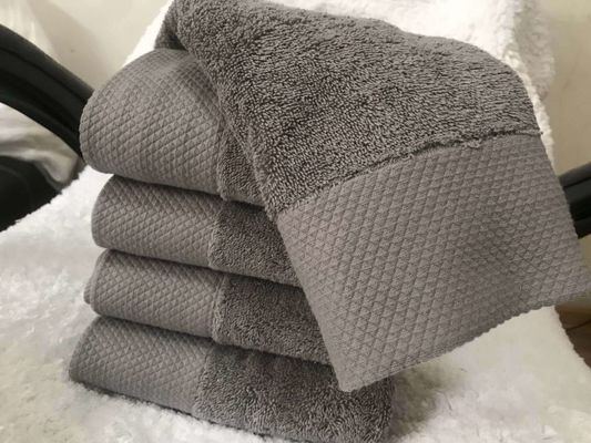 Caffè morbido assorbente addensato per uso domestico Bambino cotone asciugamano grande 70*140cm rettangolo grigio albergo asciugamano da bagno