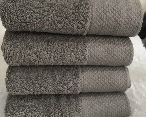 Caffè morbido assorbente addensato per uso domestico Bambino cotone asciugamano grande 70*140cm rettangolo grigio albergo asciugamano da bagno