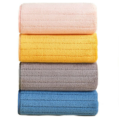 Asciugamano da bagno in microfibra ultraassorbibile perfetto per tutte le stagioni e per la forma rettangolare