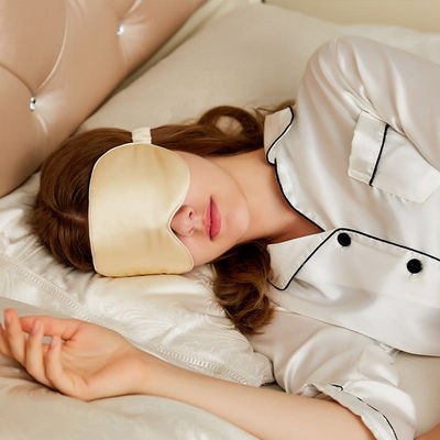 Etichetta del logo personalizzato Maschera per occhi in seta di mughetto puro 100% per dormire Modello solido Casa