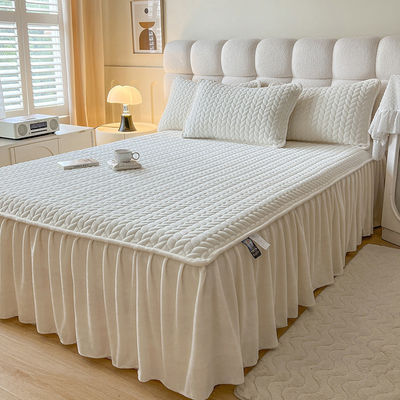 Letto singolo copriletto di velluto di corallo con imbottitura di pizzo Camicia di cotone antistatico