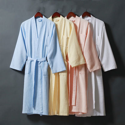 Comodo e assorbente Coral Fleece Bagno Towel Abito per donne Dimensioni per adulti