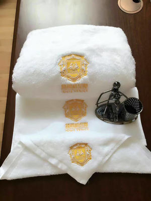 Stoffa di cotone 100% di colore massello Logo personalizzato Bagno asciugamano set per hotel di lusso bagno