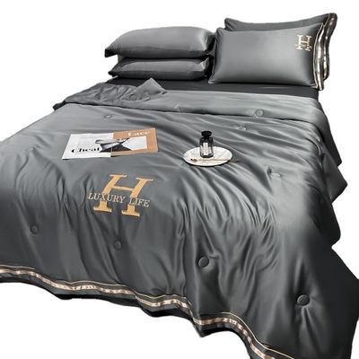 24" Aerospace Special Edition Acqua lavata seta Verano Cool Quilt Set di quattro pezzi