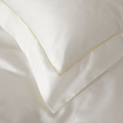 Trasforma il tuo letto in un lussuoso rifugio con set di biancheria da letto in cotone satinato e seta