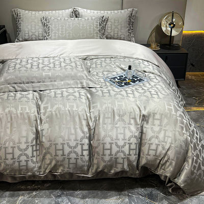 40 Tissu Count Light Luxury Satin Jacquard Set di biancheria da letto da quattro pezzi per i mercati di campagna