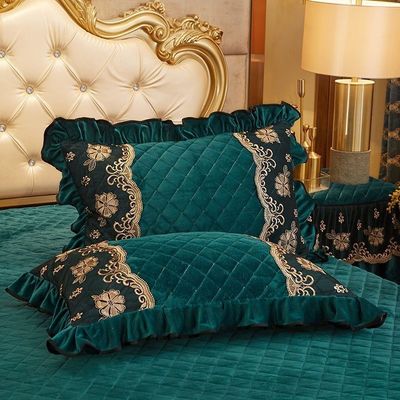 Dimensioni personalizzate Set di coperte invernali con biancheria da letto ricamata di lusso Set in 3 pezzi