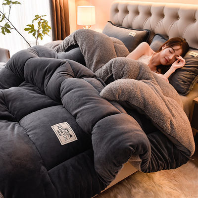 Set di biancheria da letto in fibra chimica morbida a colori personalizzati