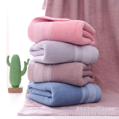 Asciugamano da bagno a colori solidi per adulti Logo personalizzato Pubblicità Asciugamano toracico ad alto assorbimento