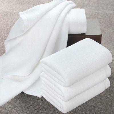 Asciugamano di cotone ricamato pesante e fluoso per abbigliamento di piccola taglia in materiale sostenibile