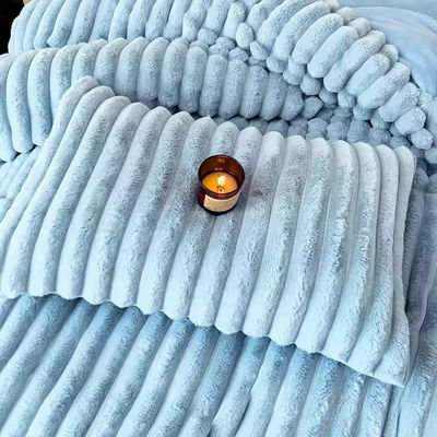 Polyester riempimento di coniglio caldo pelliccia finta pelliccia pelosa piumaggio caldo copertura copriletto set per 2.0m letto