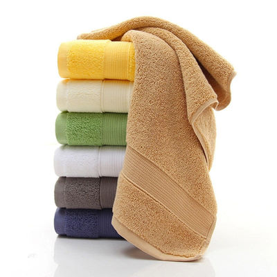 Colore personalizzato lusso ricamato a strisce per bagno set per casa hotel spa