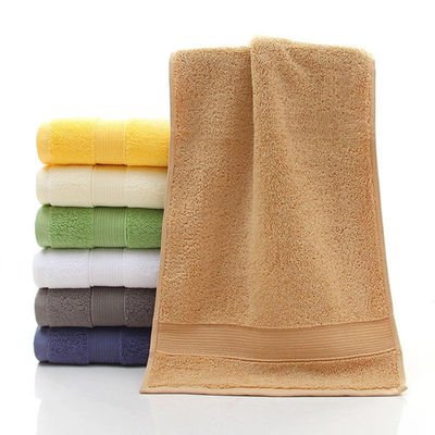 Colore personalizzato lusso ricamato a strisce per bagno set per casa hotel spa