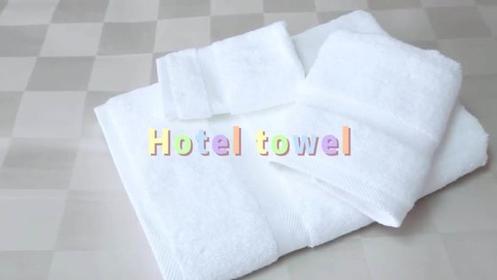 Luxury 100% di cotone bianco Bagno Toiletto per mani e viso Set con logo ricamato su misura 70*140cm