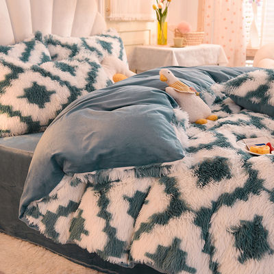 Moderno stile colore arcobaleno Shaggy Mink Velvet Cristallo Velvet Letto Set di copertura di copriletto