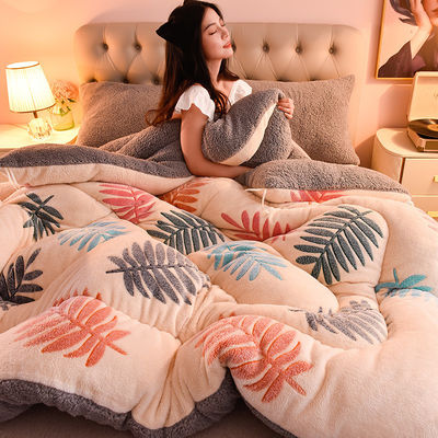 Set di biancheria da letto a misura personalizzata con copriletto di velluto di agnello caldo addensato e logo personalizzato
