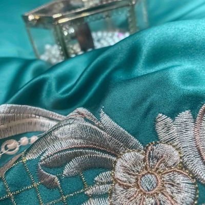 125 grammi ricamo di seta lavata 4 pezzi Set di biancheria da letto King Size Collezioni in stile europeo