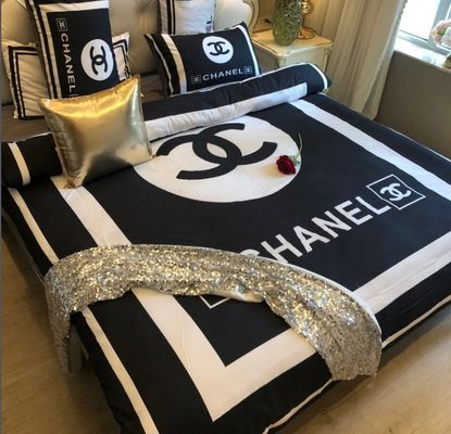 Regalo di Natale Luxury Super Soft 100% Poliestere 4 pezzi Set Lettiera Modello Geometrico