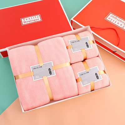Set di biancheria da letto personalizzato Disegni Fleece di corallo spessa Assorbente morbido Faccia asciugamano Bagno Set