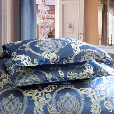 Set di biancheria da letto in satin ricamato in stile europeo da 3 pezzi