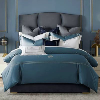 Set di biancheria da letto per hotel in cotone personalizzato con stile europeo Percale e logo ricamato di lusso
