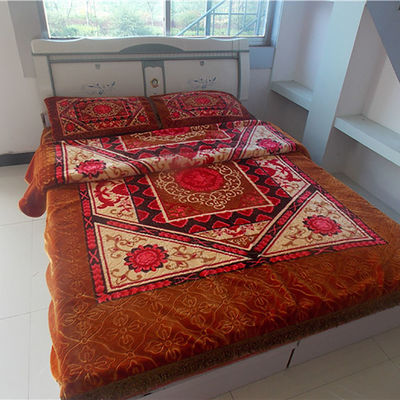 Migliora la tua biancheria da letto con un set di riempimento di cotone personalizzabile e una coperta soffice e soffice