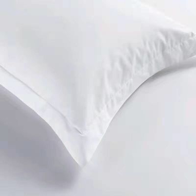 Le lenzuola a strisce per tutte le stagioni sono presenti negli alberghi di lusso per una cura facile e un design popolare
