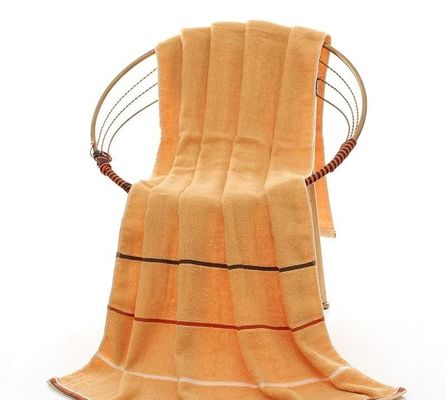 Tutti i gruppi di età 70*140cm di cotone puro Grande asciugamano da bagno con ottimo assorbimento dell'acqua
