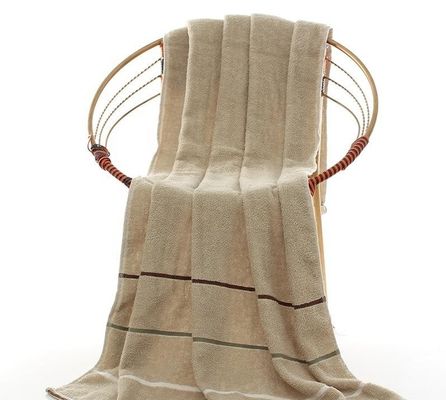 Tutti i gruppi di età 70*140cm di cotone puro Grande asciugamano da bagno con ottimo assorbimento dell'acqua