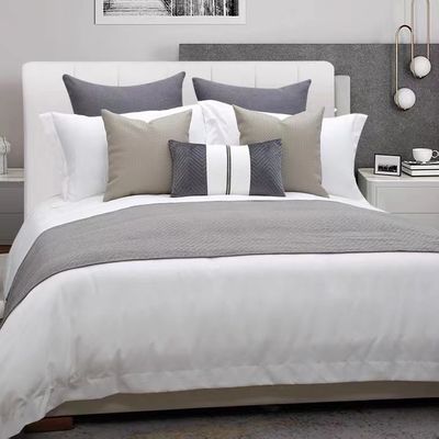 Set di biancheria da letto di lusso con stampe di fiori per letto Queen Size Set di copertura di copriletto in 7 pezzi
