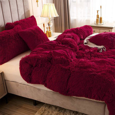 Strumenti da letto di cristallo velluto piumaggio pelosa set di quattro pezzi comodino con 100% di fibra di poliestere