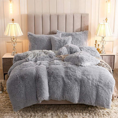 Strumenti da letto di cristallo velluto piumaggio pelosa set di quattro pezzi comodino con 100% di fibra di poliestere