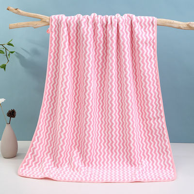 Set di asciugamani da bagno unisex da 70*140 cm, con modello floreale internazionale