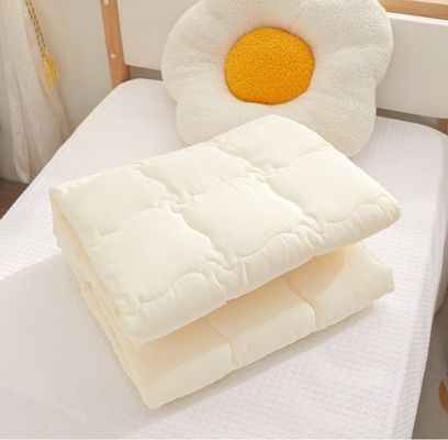 Comodità estiva Coperta lavabile Dolce riempimento di cotone per bambino