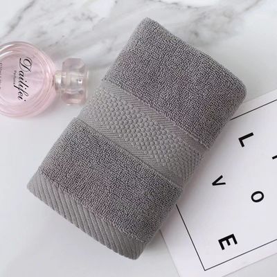 Set di asciugamani da bagno bianchi personalizzati 70*140cm 100% cotone Asciugamani da bagno per hotel di lusso